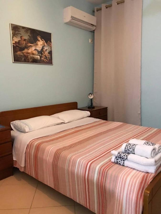 Caramel Sun Apartment Sarandë Dış mekan fotoğraf