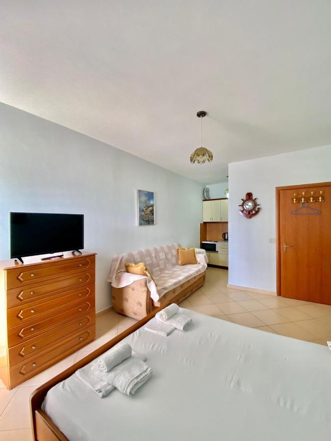 Caramel Sun Apartment Sarandë Dış mekan fotoğraf