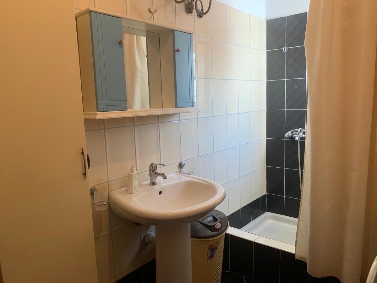 Caramel Sun Apartment Sarandë Dış mekan fotoğraf