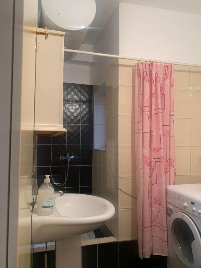 Caramel Sun Apartment Sarandë Dış mekan fotoğraf
